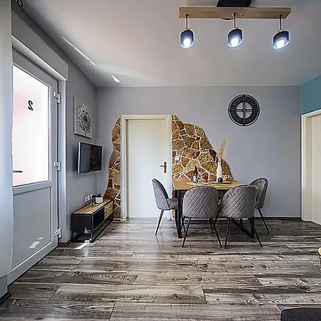 Korado Apartman Póla